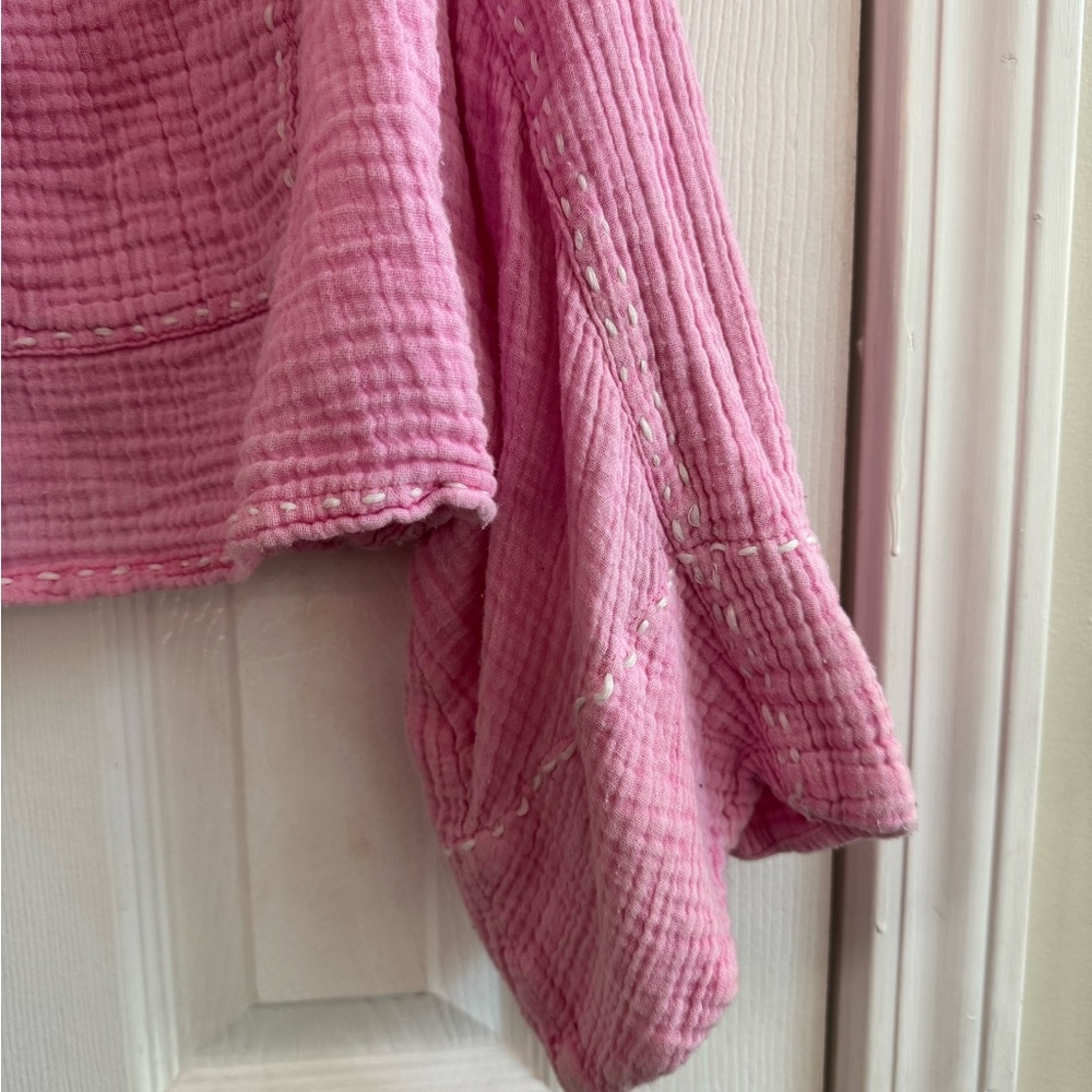 FREE PEOPLE Elora Pink Cropped Oversized Button Down Size Small - Picture 5 of 7